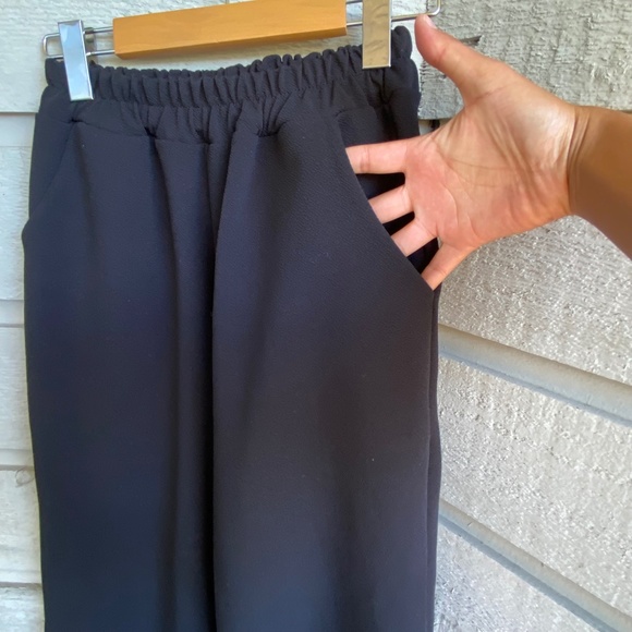 Super High Black Structured Culottes | Pockets - Picture 3 of 9